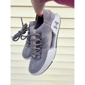 Tan Woman's Under Armour Shoes‎ Size 8.5